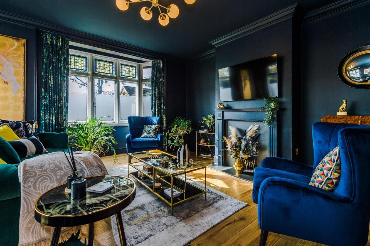 Exquisite Home In Windsor By Casa By Grace, Near Legoland, Perfect For Large Groups, Pet Friendly, Free Parking, Sleeps 7-9! Eksteriør bilde